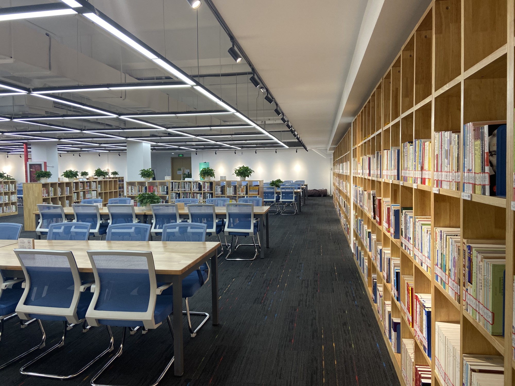 智能图书馆rfid_rfid智能图书馆管理系统_rfid智慧图书馆设备